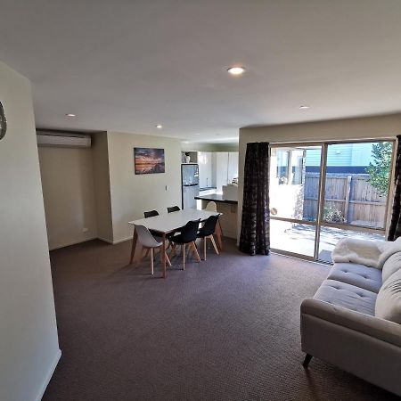 Christchurch City Fringe Family Home Modern Private Room Крайстчёрч Экстерьер фото